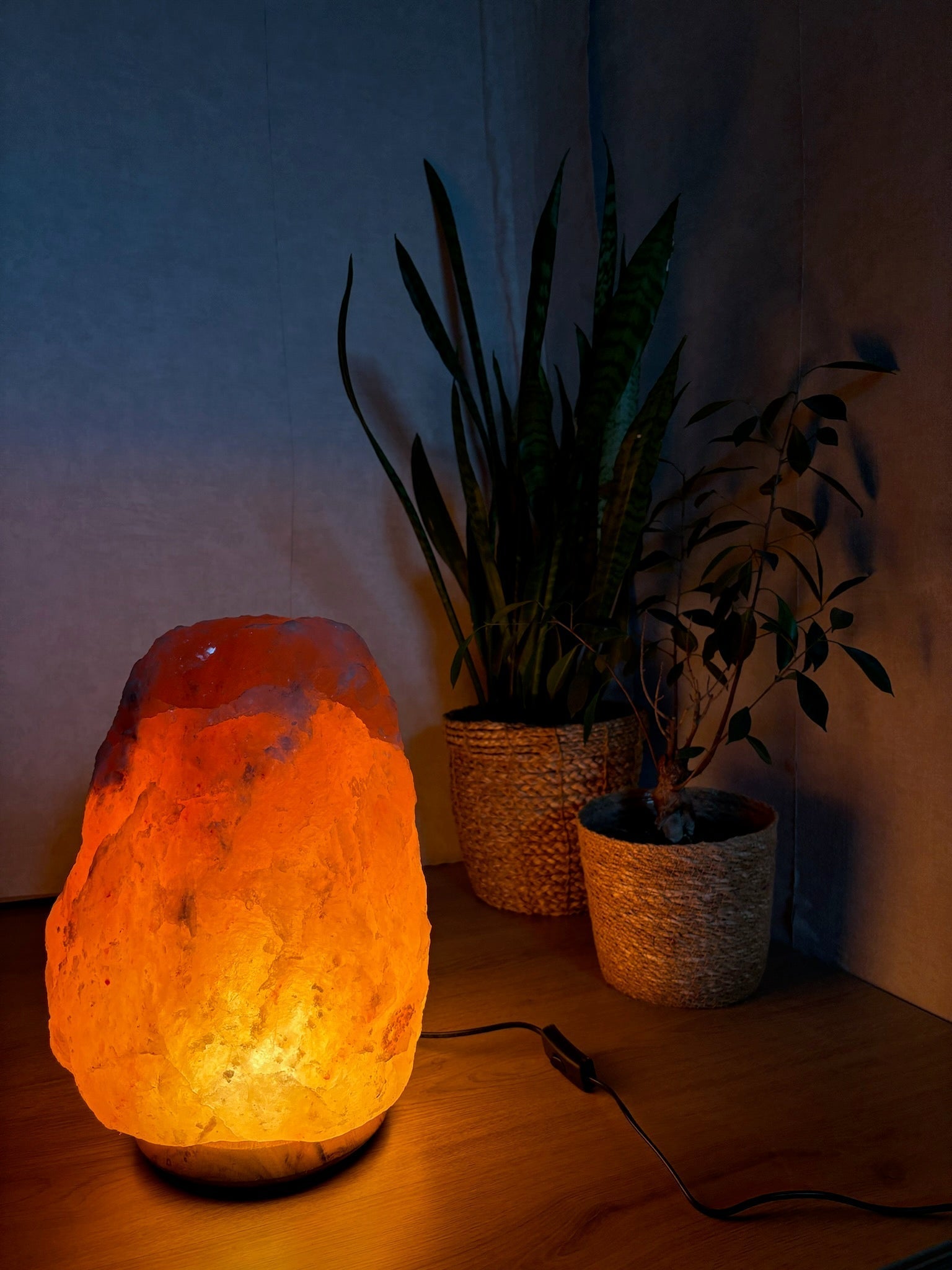 Waarom Himalaya zoutsteen dé sfeermaker is die je interieur nodig heeft