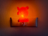 Schattig dolfijn zoutlamp-nachtlampje met warm licht en pinfix stekker, ideaal voor rust en een zuivere slaapkamer