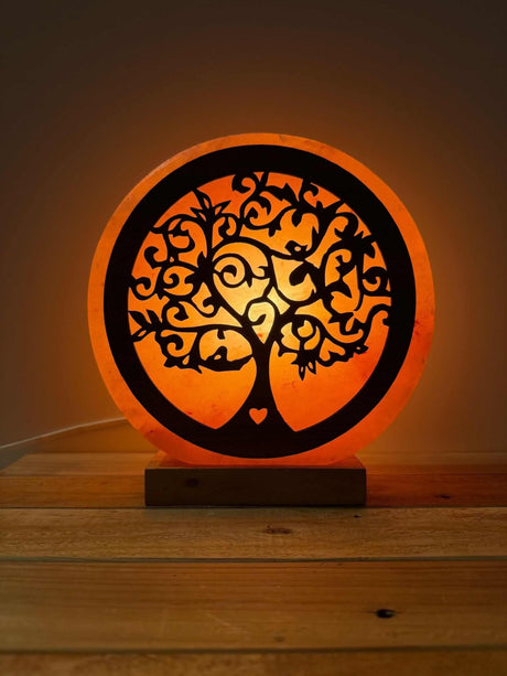 Handgemaakte Himalaya zoutlamp in levensboom 3D vorm met warm, rustgevend licht